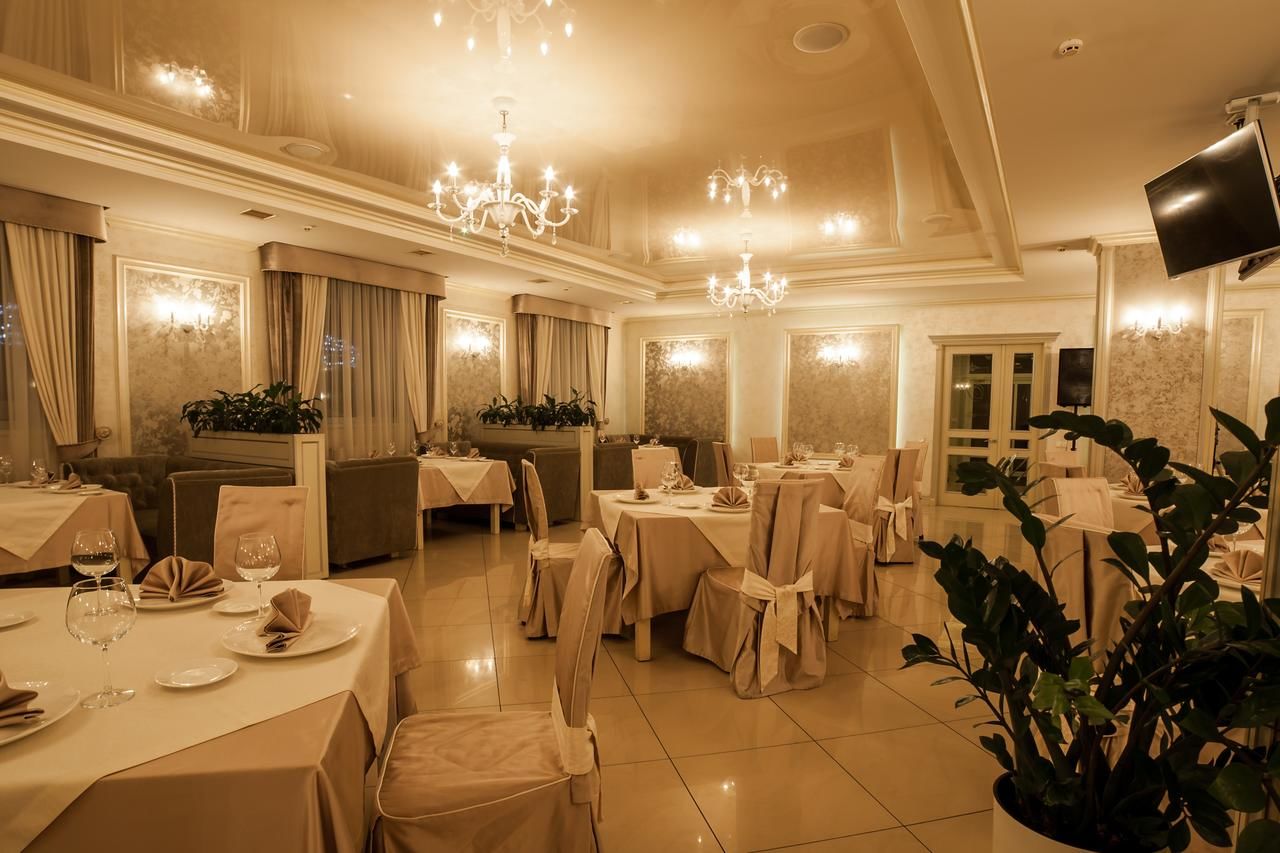 Отель Maria Garden hotel & restaurant Ивано-Франковск-36